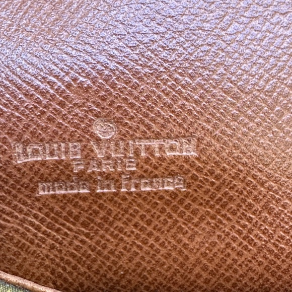 LOUIS VUITTON DAMME POCHETTE GM 🌟AUTHENTIC 🌟 - Picture 13 of 16